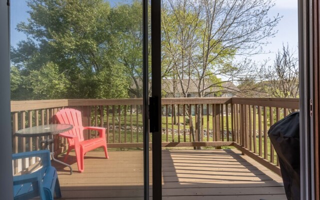 Happy Trails 2 Bedroom Condo by RedAwning