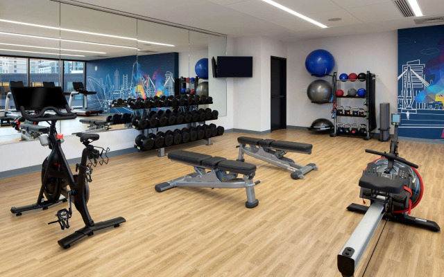 Hyatt Place Boston/Seaport District