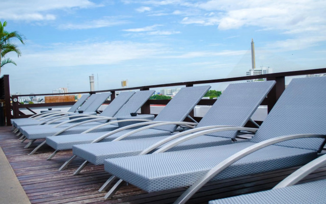 Khaosan Palace Hotel