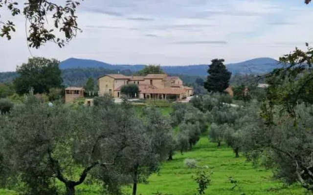 Agriturismo Palazzo Massaini "Cavarciano"