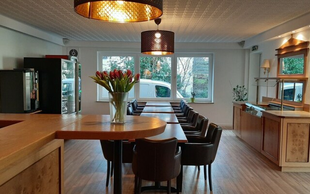 Forest Apartments & Rooms