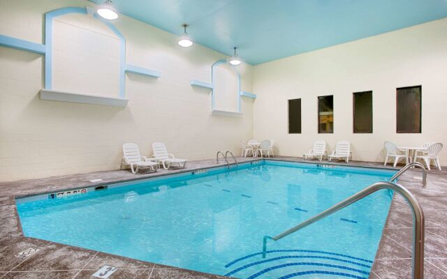 Super 8 By Wyndham Chattanooga/Hamilton Place