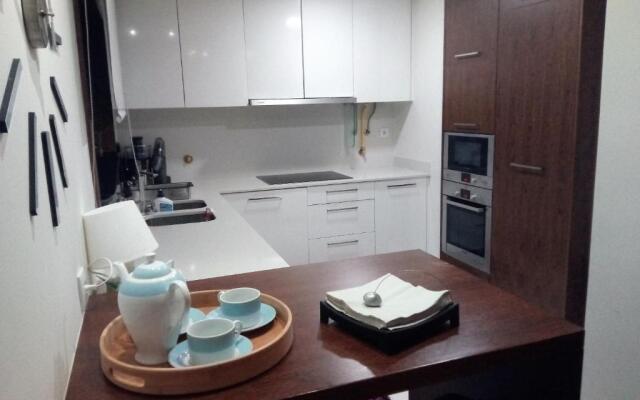 Luxury 3 Bedroom Penthouse With Private Garage