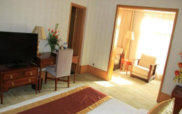 Lian Yun Hotel