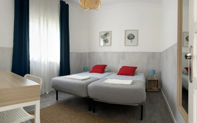 Surfer's Den Ericeira