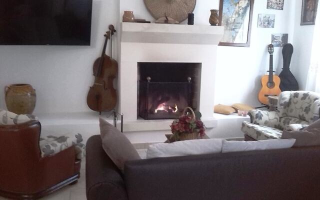 Xenios Torre Suda B&B