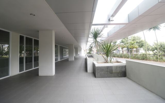 RedDoorz Apartment near Summarecon Mall Serpong