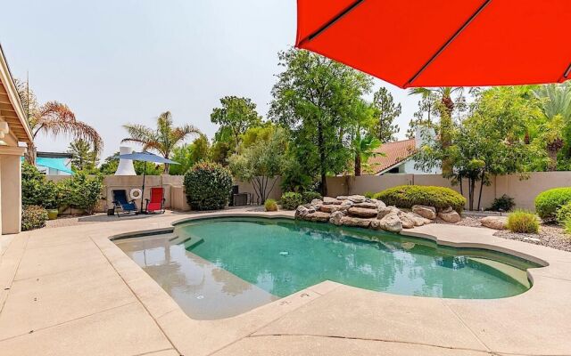 Paradise Retreat 4BR by Casago