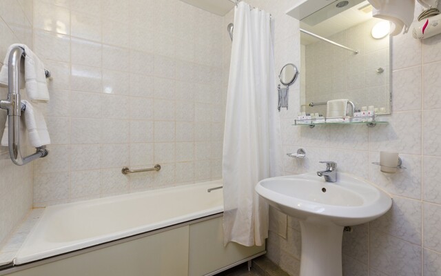 Adlerkurort Health Center