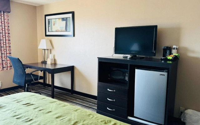 Wingate by Wyndham Beaver I-15