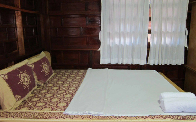 Thai Loei 300 Pee Resort