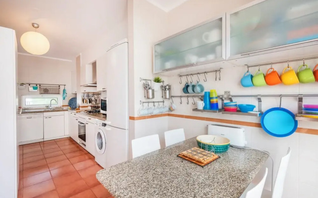 Sunny 5BR Villa at Prainha Club