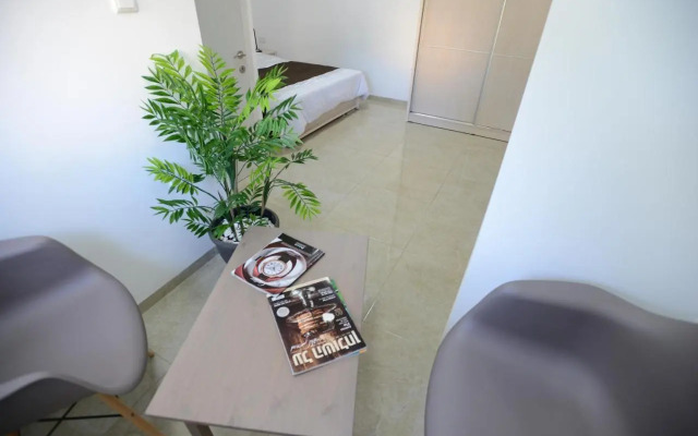 Olga Beach Apartments