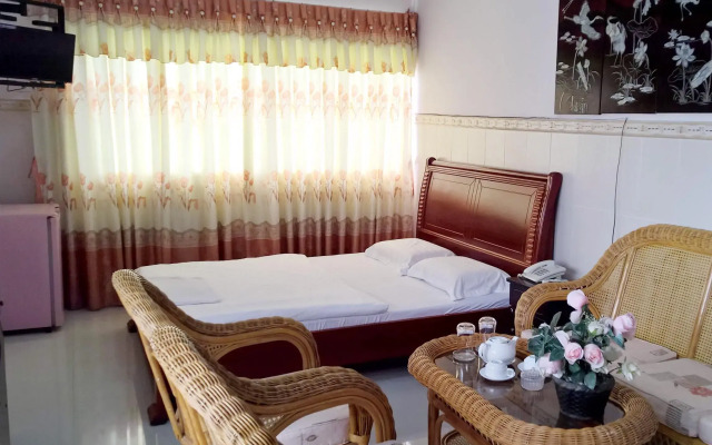 Quang Sang Hotel