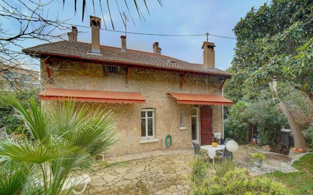 IMMOGROOM - Villa in the city center with terrace- garden- CONGRESS/BEACHES