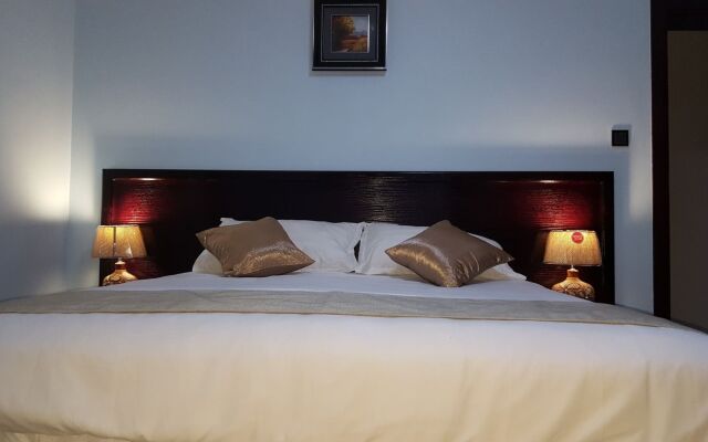 White City Inn