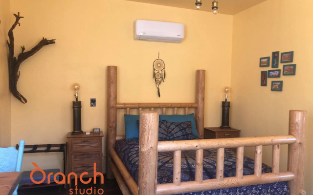 Oranch House, Studio & Wilderness