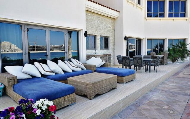 I am Signature Villa In Palm Jumeirah