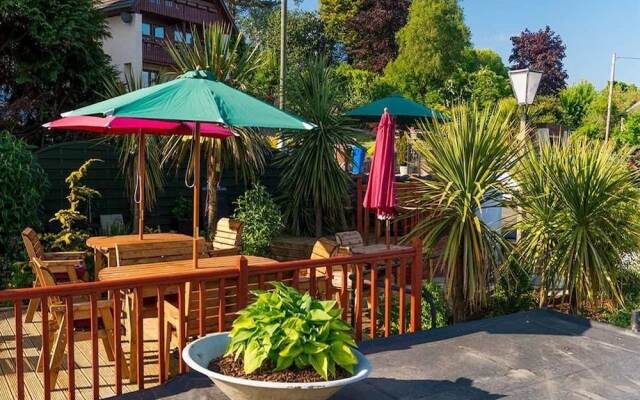 The Woodside Hotel, Aberdour. Exclusive Use