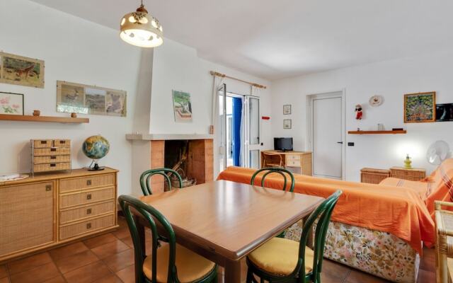 Homely Holiday Home in Otranto near Sea