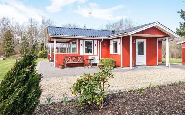 6 Person Holiday Home in Hemmet