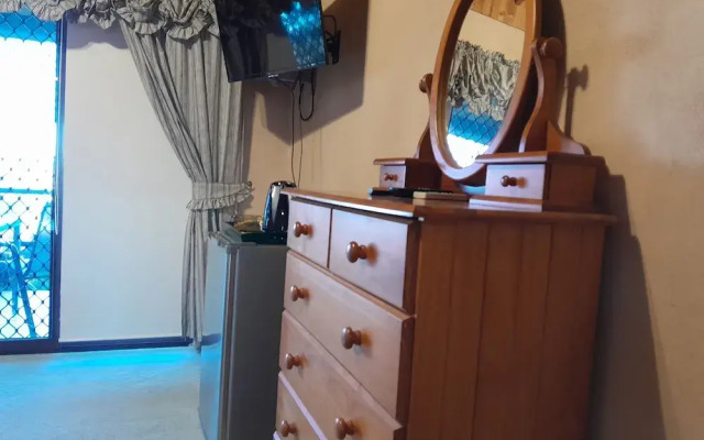 Mapleton Peaceful Provence BnB