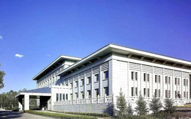 Golmud Hotel