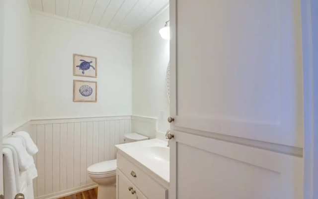 Scenic Bandon Vacation Rental w/ Beach Access!