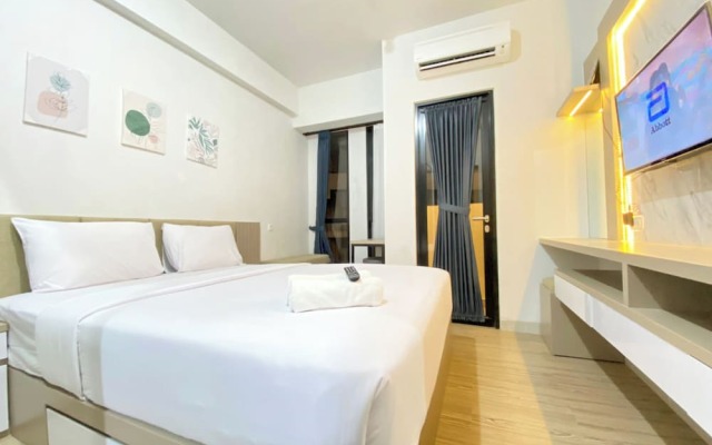 Good Choice And Homey Studio At The Alton Apartment