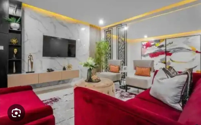 Sapphire Heights Apartments