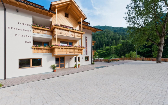 Albergo Zur Sonne