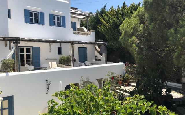 Studios and Suites Rania