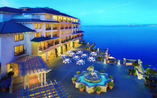Monterey Plaza Hotel & Spa
