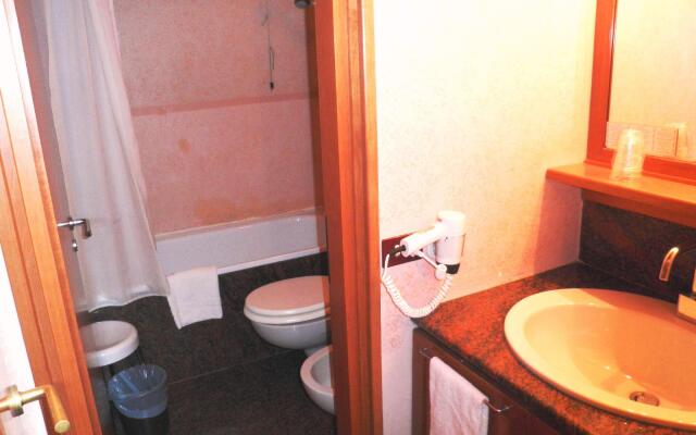 R.T.A. Hotel des Alpes 2