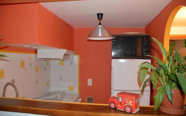 Volets Bleus et Briques Rouges