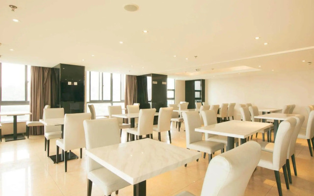 Leisure Hotel