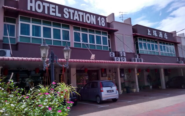 Hotel Station 18