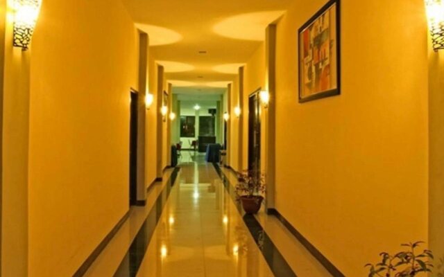 Gumilang Hotel