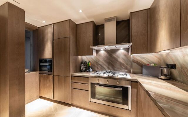 Maison Privee - Five Residence