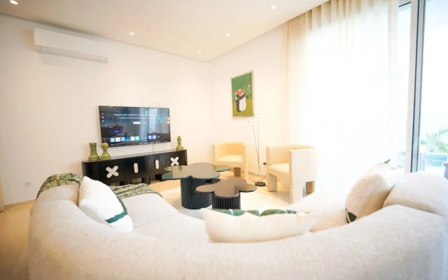 Villa Apollon Seaside and Luxurious