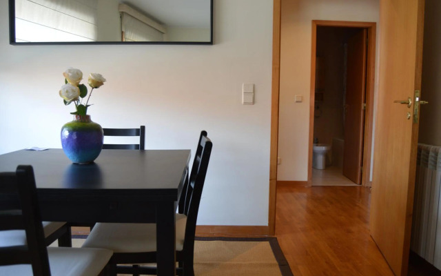 Life in Porto Apartment by JC