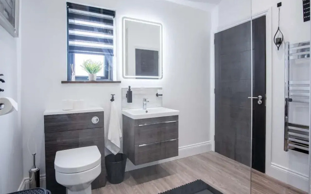 The Shed - 1 Bedroom - Cosheston