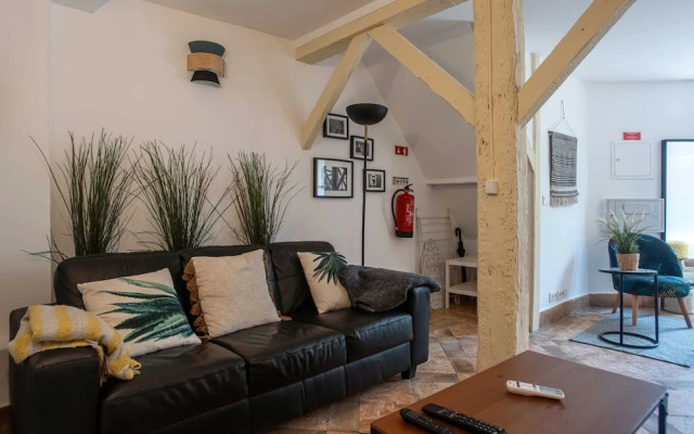 Original Photographers Studio Apartment in Alcântara