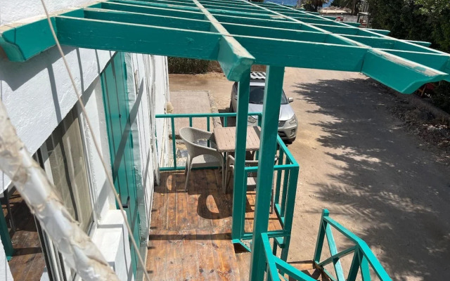 Lilly Rooms and Studios