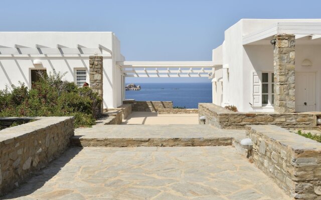 Charming Villa in Paros with Swimming Pool