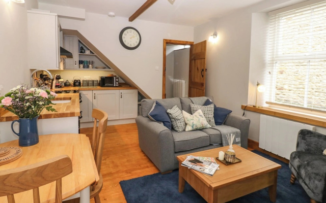 Larl Cottage