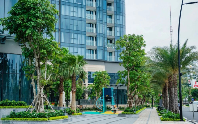 Lipbi Home-Central Luxury Apartment