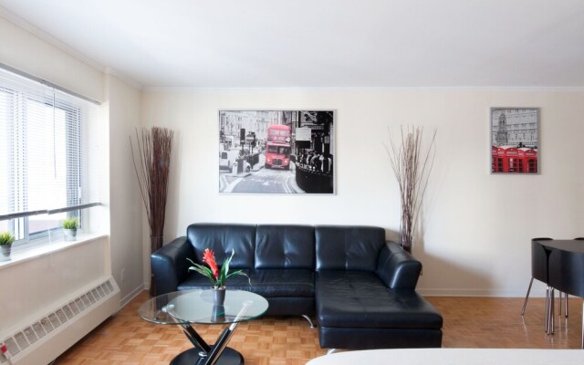 Comfortable Downtown Studio Apartment by Namastay
