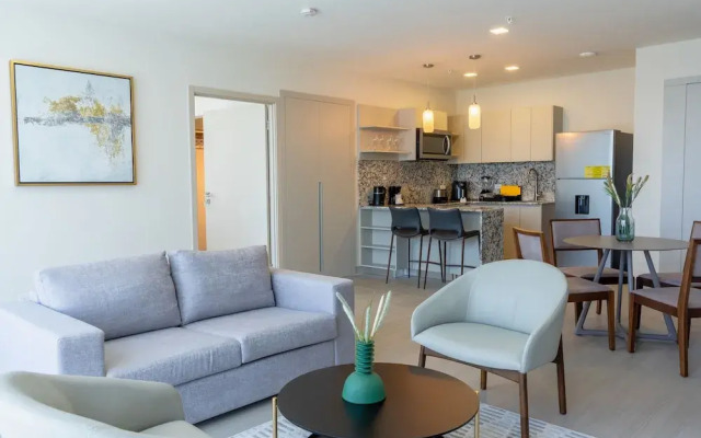 Arcadia Condo Suites