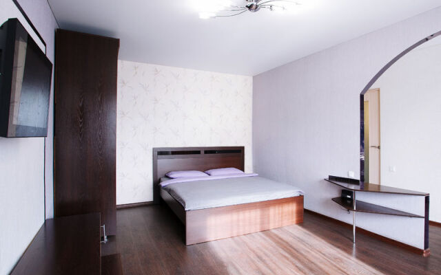 Апартаменты КЛАВИС на ул. Сурикова, д. 17